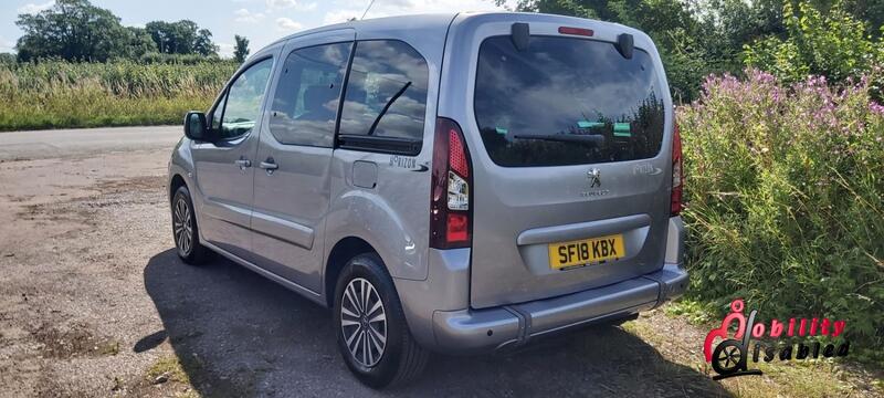 PEUGEOT PARTNER