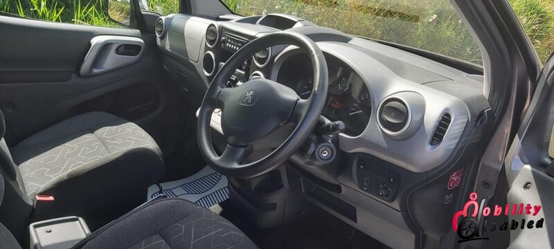 PEUGEOT PARTNER