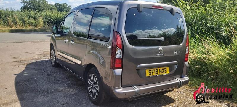 PEUGEOT PARTNER
