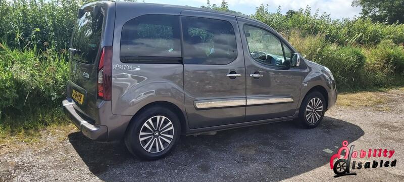 PEUGEOT PARTNER