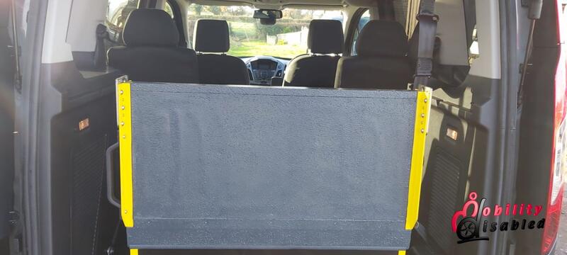 FORD TOURNEO CONNECT