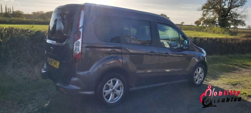 FORD TOURNEO CONNECT