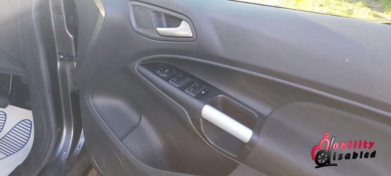 FORD TOURNEO CONNECT