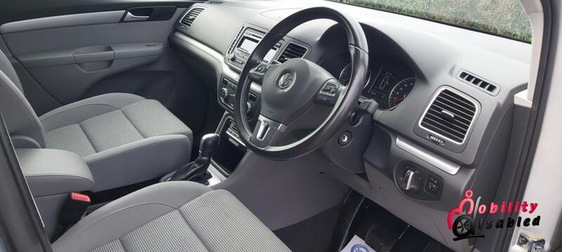 VOLKSWAGEN SHARAN