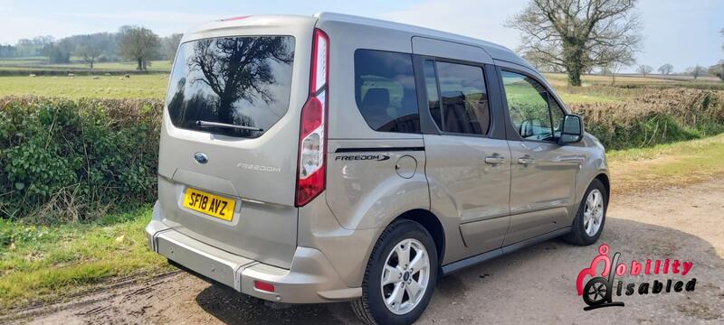 FORD TOURNEO CONNECT