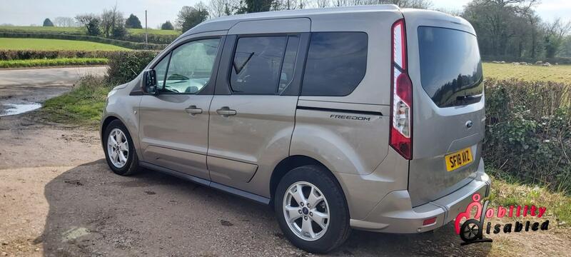 FORD TOURNEO CONNECT
