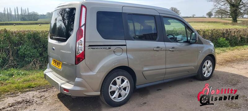 FORD TOURNEO CONNECT