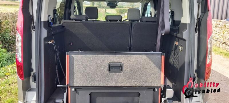 FORD TOURNEO CONNECT