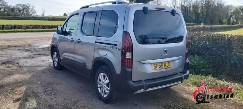 PEUGEOT RIFTER