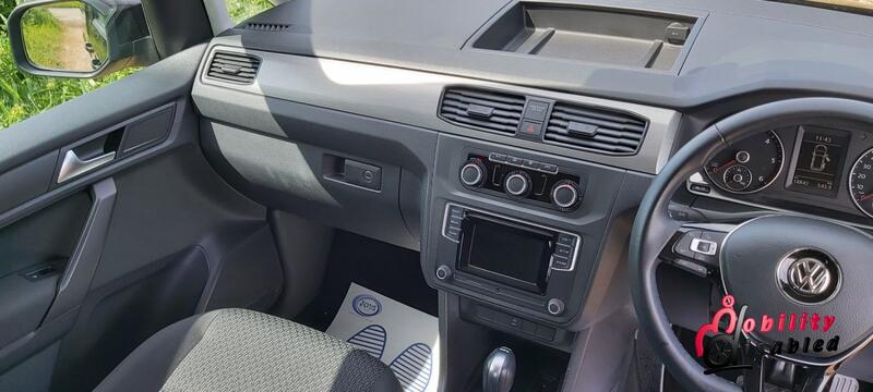 VOLKSWAGEN CADDY LIFE